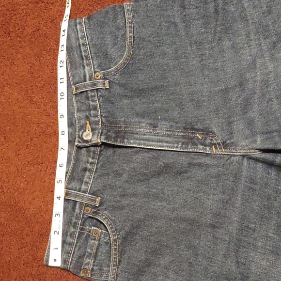"Levi's" 550 brand. Relax d Tapered leg. Made in USA! High waisted. Size 12. - Picture 7 of 8